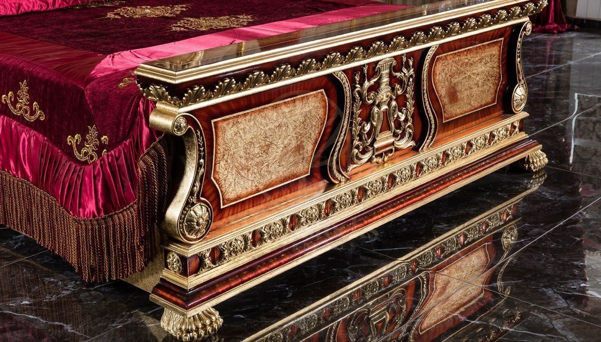 Royal Soci Hand Carved Teak King Size Bed, Saharanpur, view 7