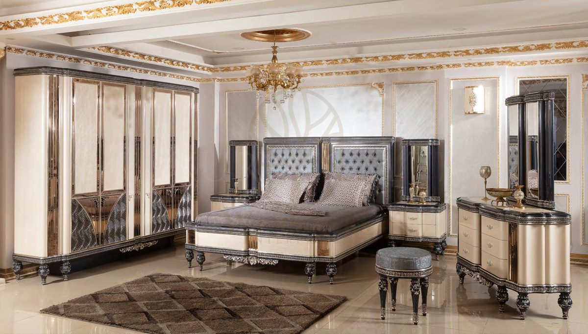 Royal Vanesa Hand Carved Teak King Size Bed II, Saharanpur, King Size Bed
