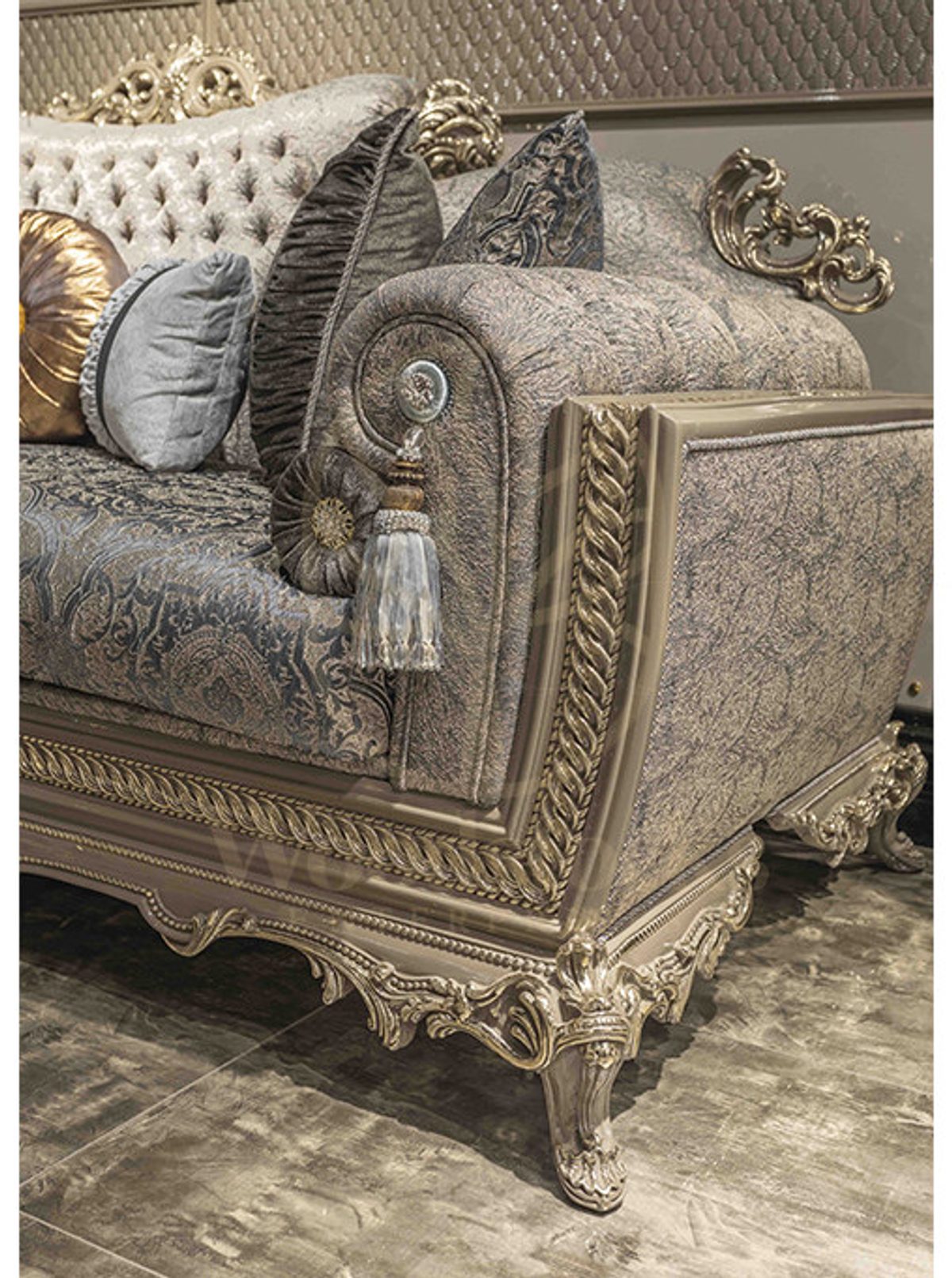 Royal Dore Hand Carved Teak Sofa Set, Saharanpur, view 8