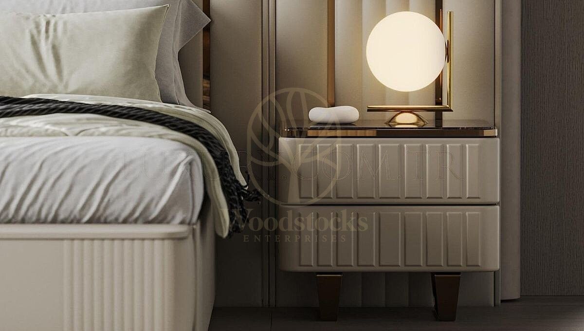 Luxury Avero Handcrafted Teak King Size Bed, Saharanpur, view 4