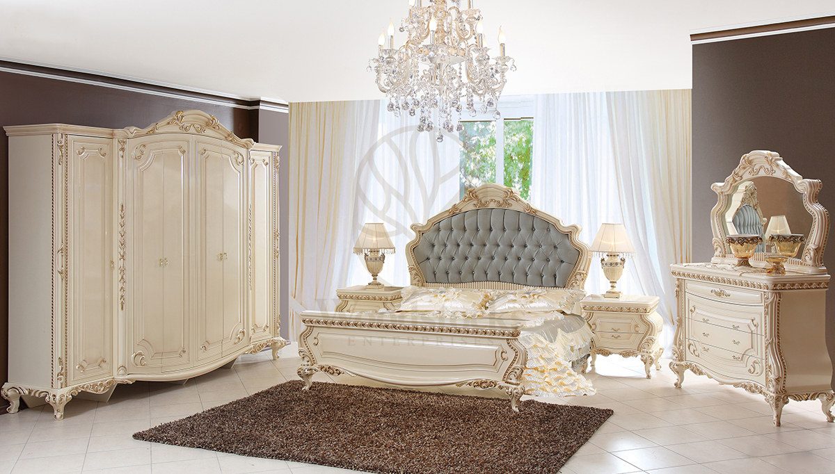 Royal Nevora Hand Carved Teak King Size Bed, Saharanpur, King Size Bed