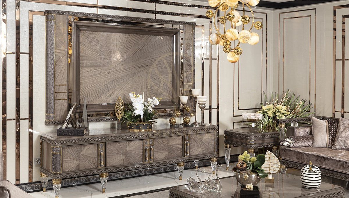 Luxury Notron Handcrafted Teak TV Cabinet, Saharanpur, TV Cabinet