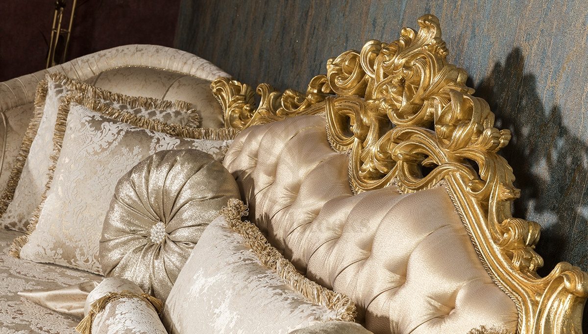 Royal Zumra Gold Leaf Hand Carved Teak Sofa Set, Saharanpur, view 6