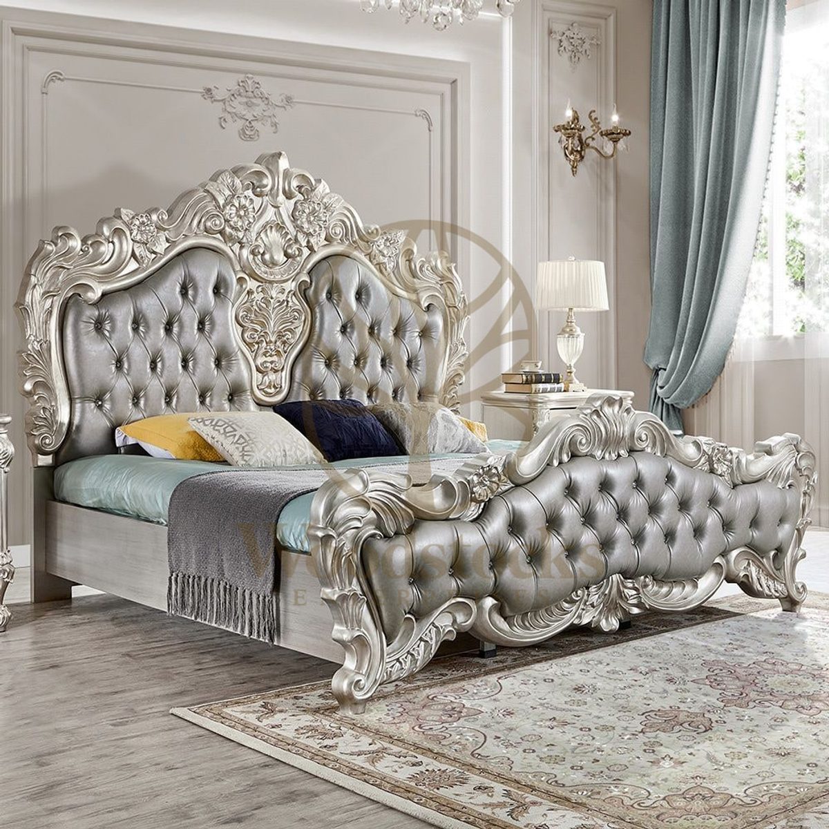 Teak Royal 5-Piece King Size Bed, alternate view