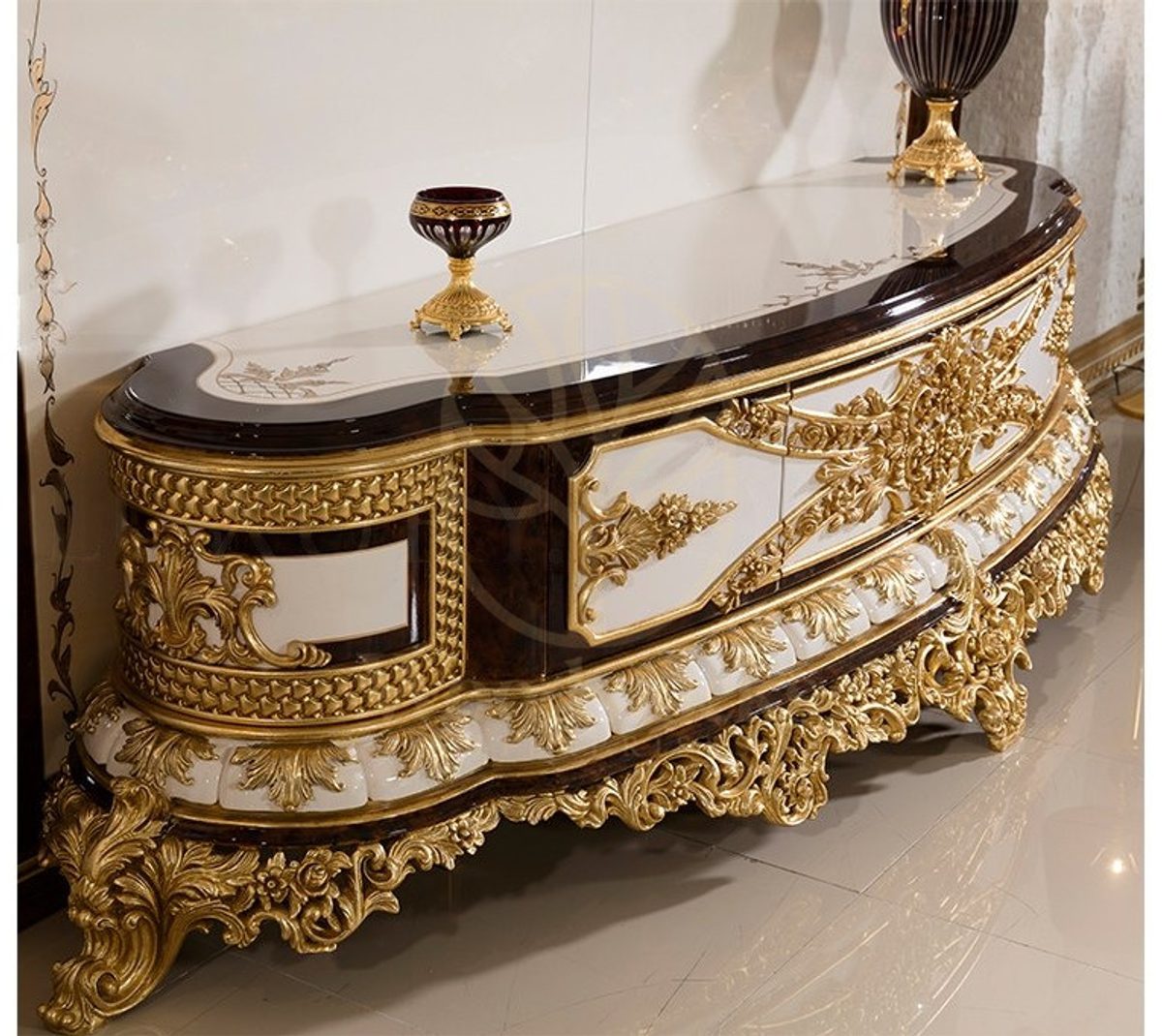 Royal Hunkar Hand Carved Teak TV Cabinet, Saharanpur, view 8
