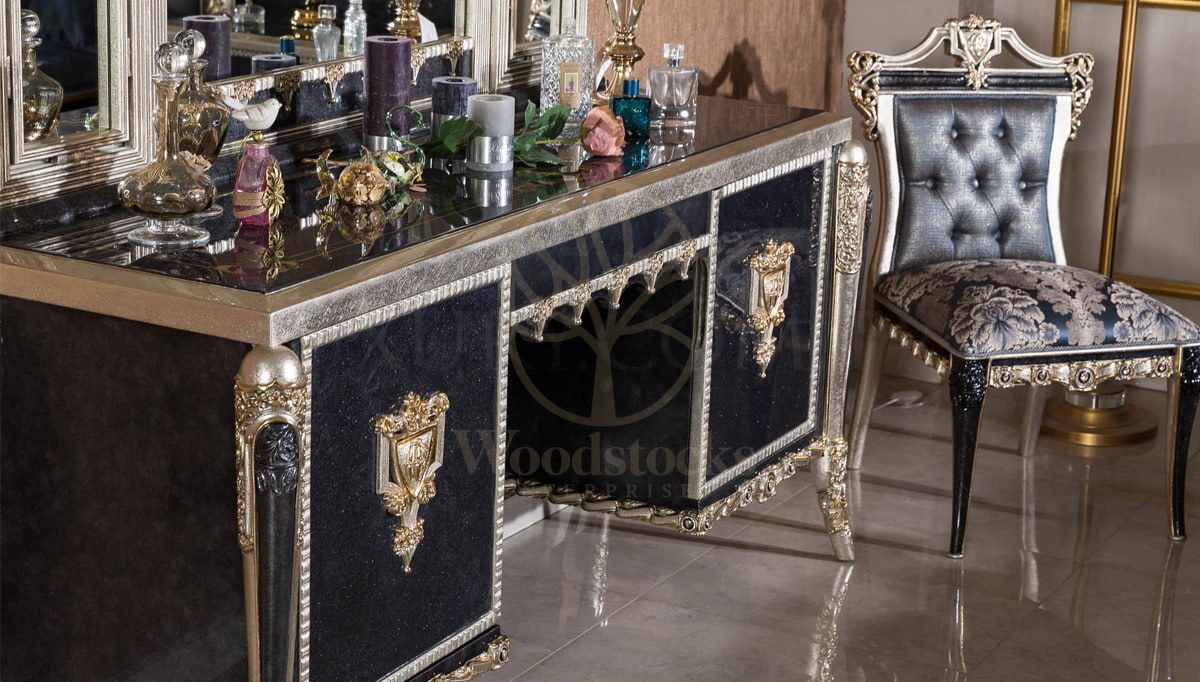 Royal Tuvalya Hand Carved Teak King Size Bed, Saharanpur, view 7