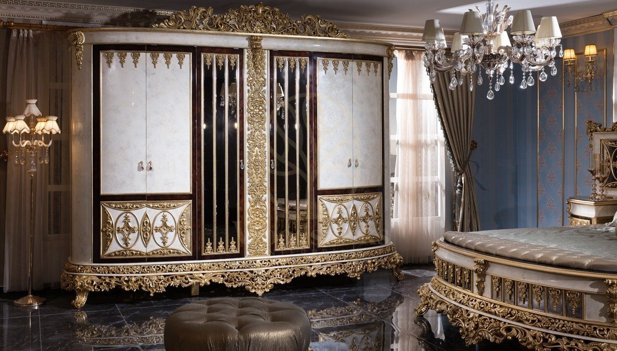 Royal Altay Hand Carved Teak King Size Bed, Saharanpur, view 2