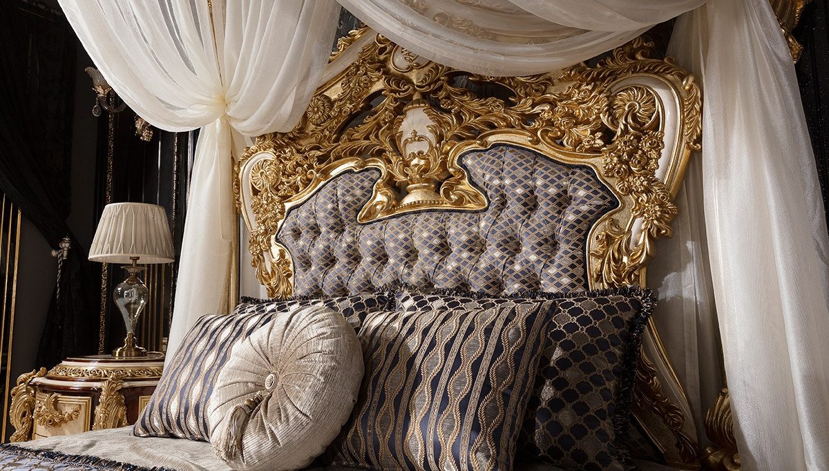 Royal Aspendos Hand Carved Teak Four Poster Bed, Saharanpur, view 3
