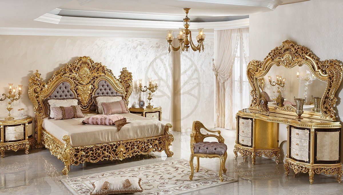 Royal Sehrazat Hand Carved Teak King Size Bed, Saharanpur, King Size Bed