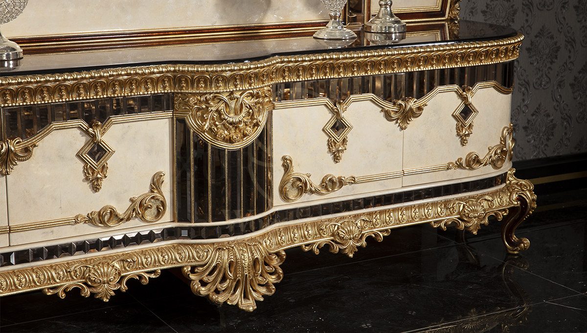 Royal Payitaht Hand Carved Teak TV Cabinet, Saharanpur, view 5