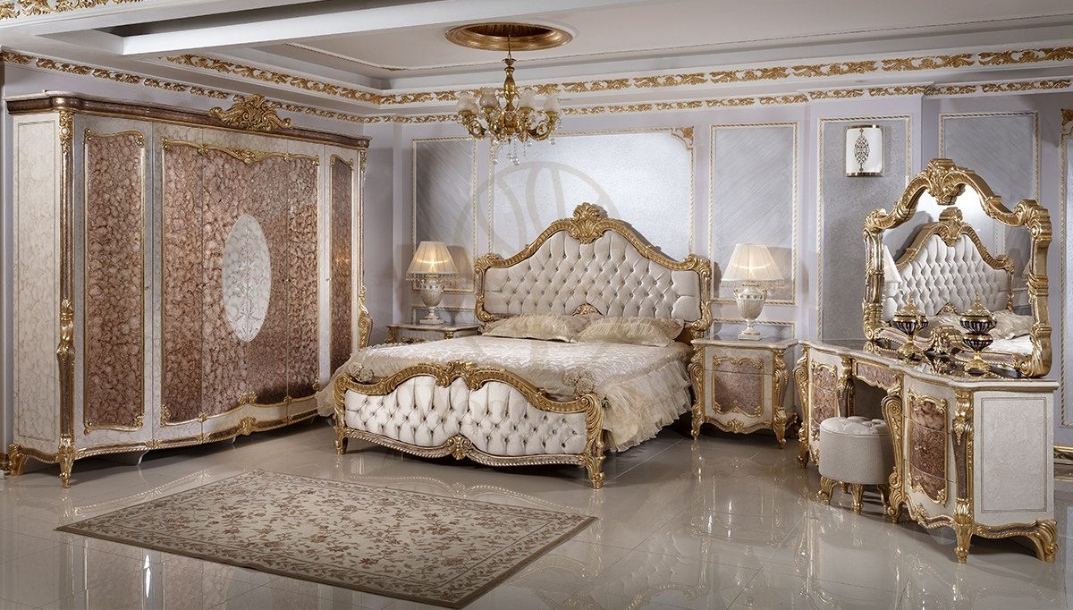 Royal Kayihan Hand Carved Teak King Size Bed, Saharanpur, King Size Bed