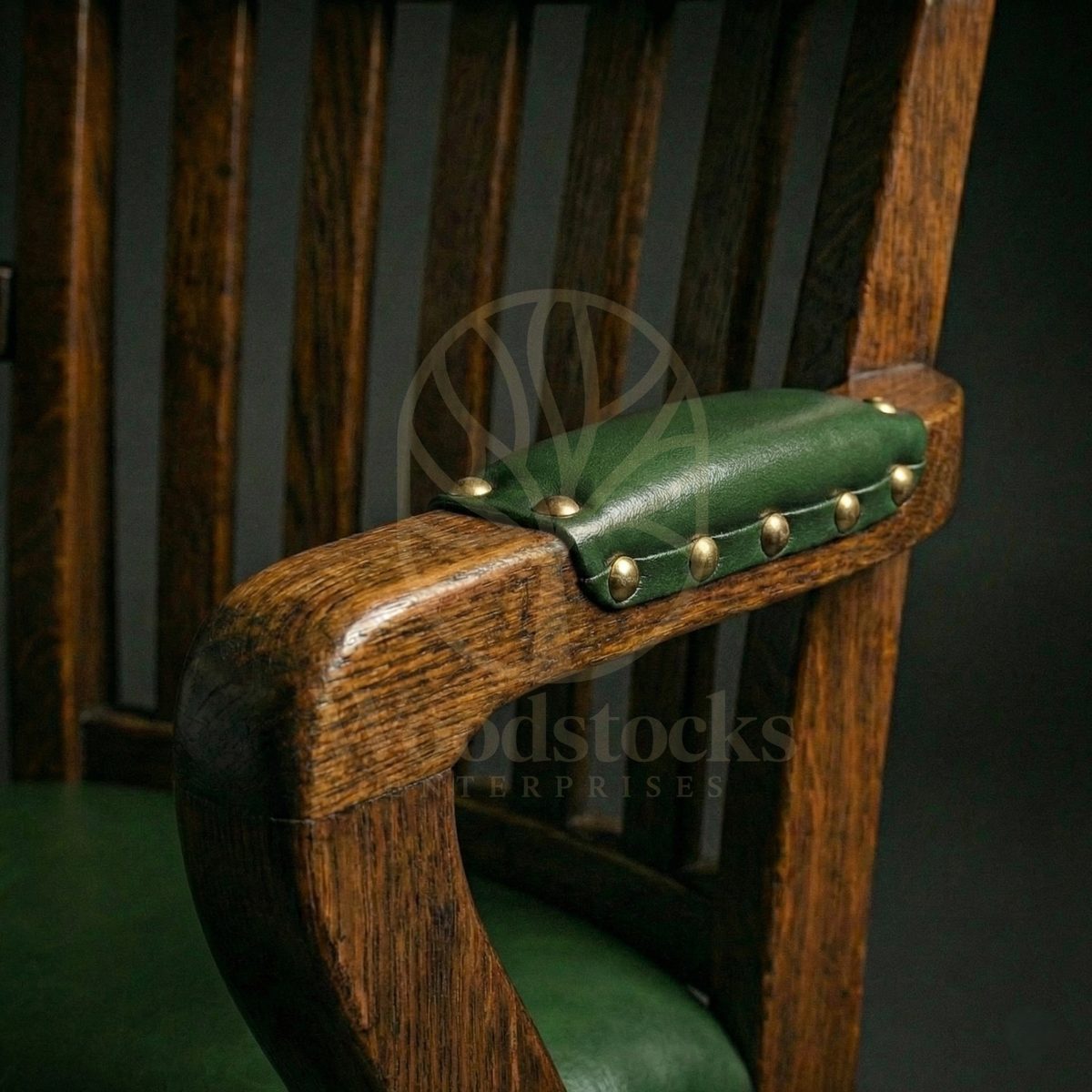 Luxury Teak Wall Street Office Swivel Armchair, Saharanpur, view 3