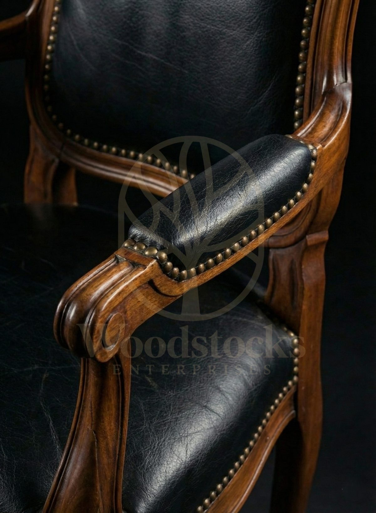 Royal Hand Carved Teak Louis XV Cabinet de Travail Provincial Rocaille Writing Suite, Saharanpur, view 7