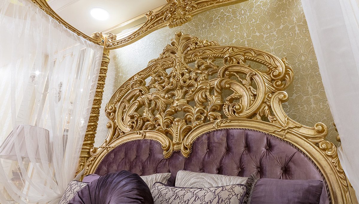 Royal Esvatini Hand Carved Teak Four Poster Bed, Saharanpur, view 7