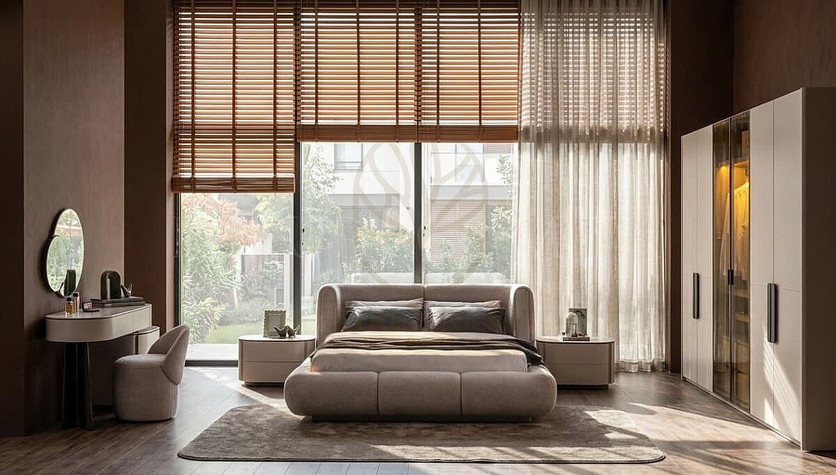 Luxury Florya Handcrafted Teak King Size Bed, Saharanpur, view 3