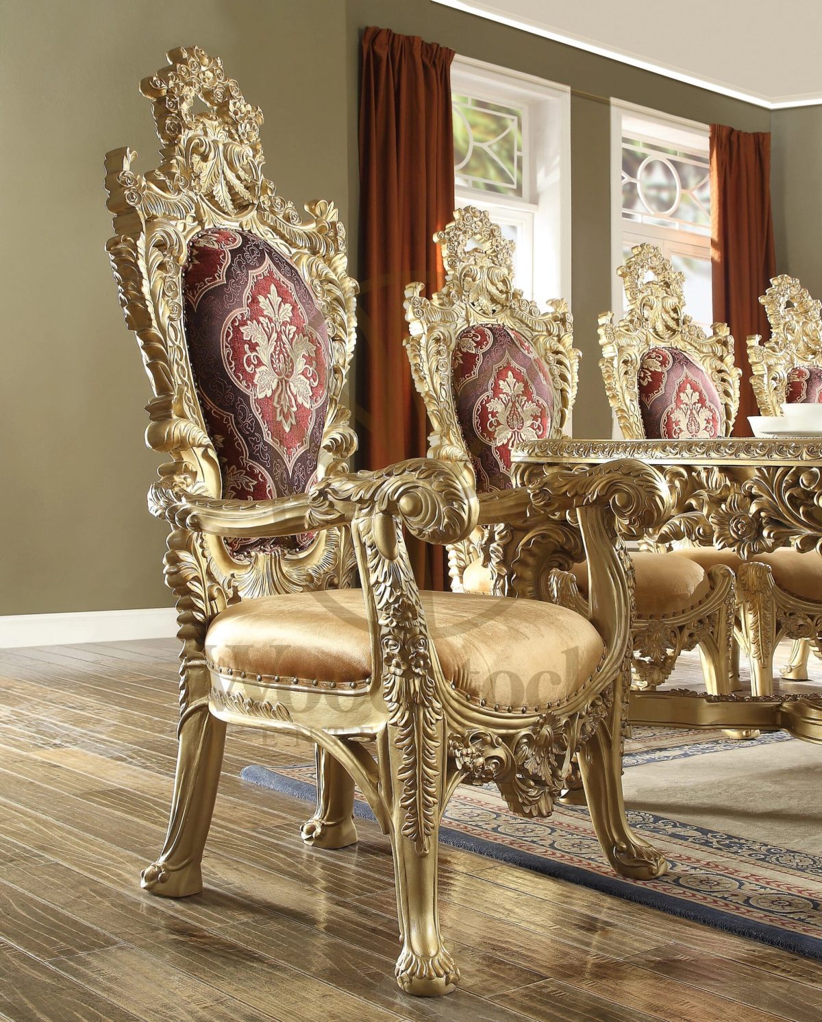 Teak Carved Gold 5-Piece Dining Table