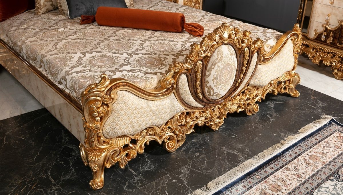 Royal Sanremo Hand Carved Teak King Size Bed, Saharanpur, view 7