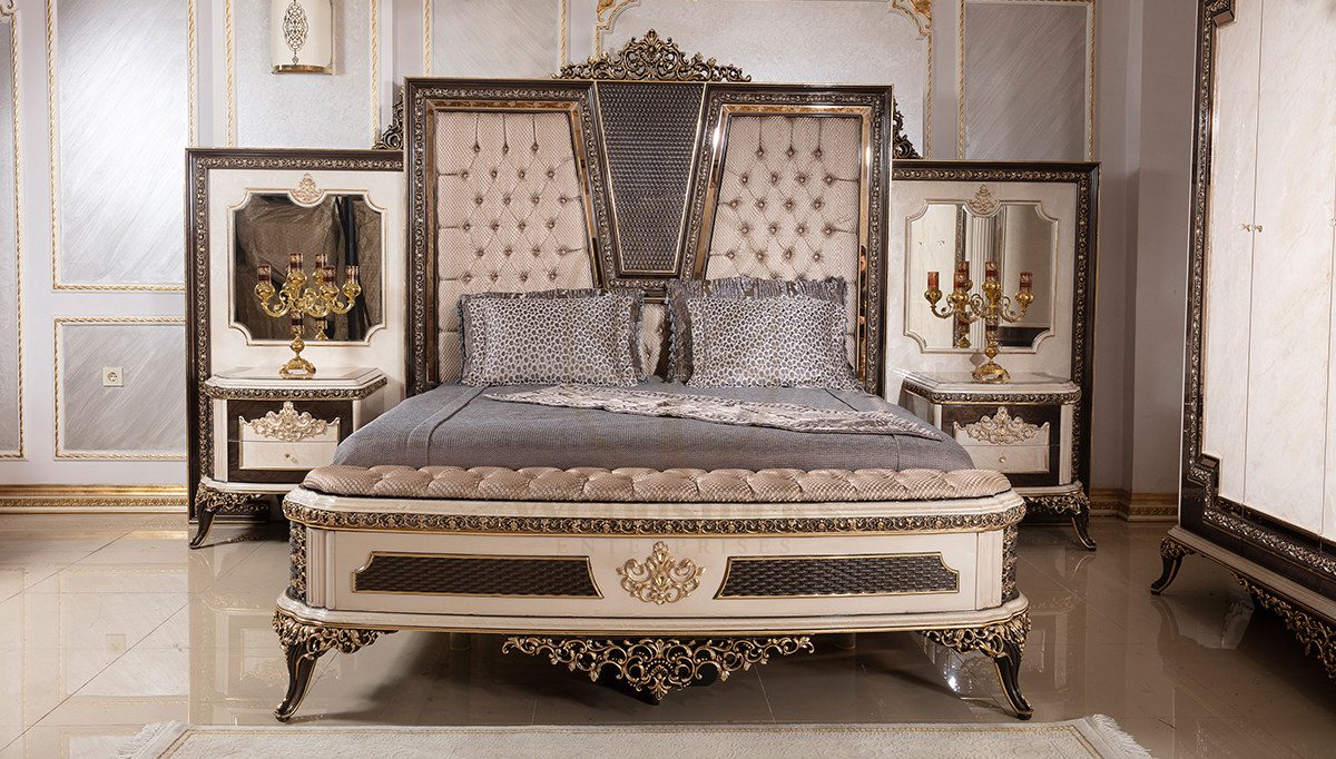 Royal Poltava Hand Carved Teak King Size Bed, Saharanpur, view 7