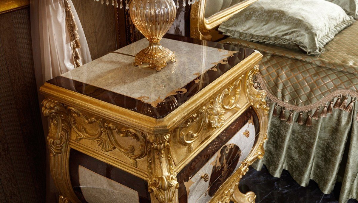 Royal Monesa Gold Leaf Hand Carved Teak King Size Bed, Saharanpur, view 9