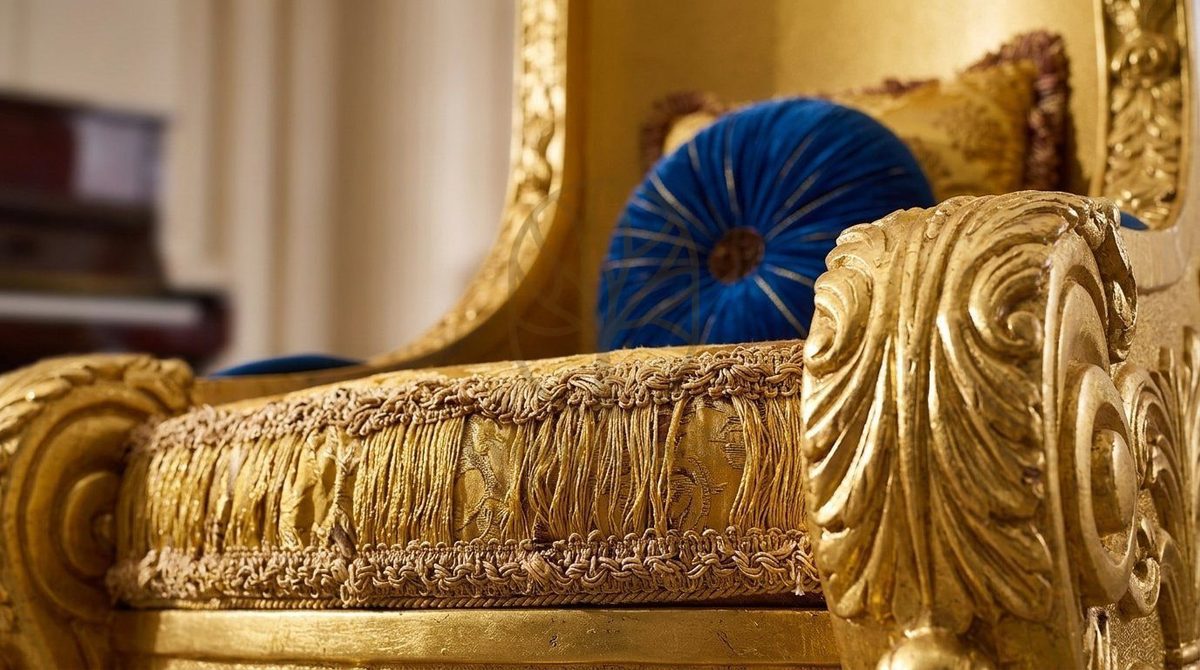 Teak Baroque Antique Gold Maharaja Chair, view 4