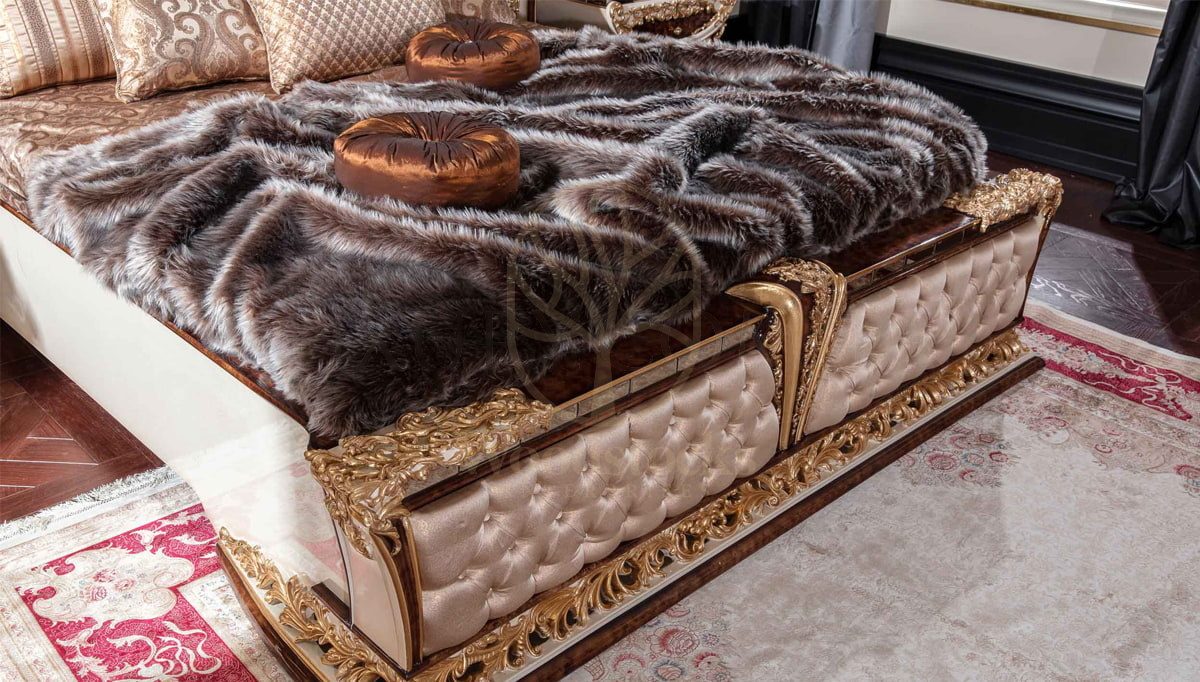 Royal Eritre Bronze Hand Carved Teak King Size Bed, Saharanpur, view 5