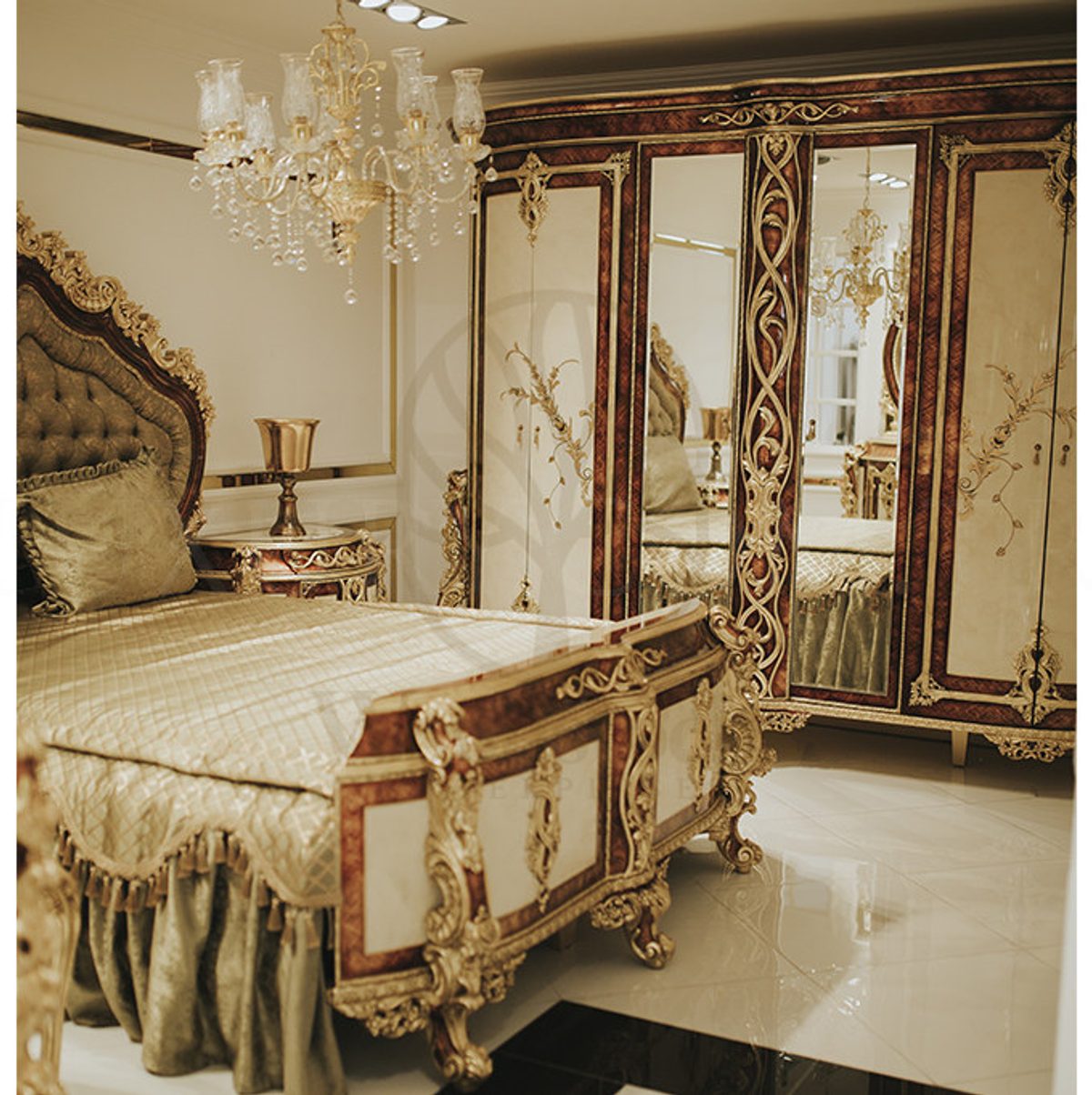 Royal Miresa Hand Carved Teak King Size Bed, Saharanpur, view 8