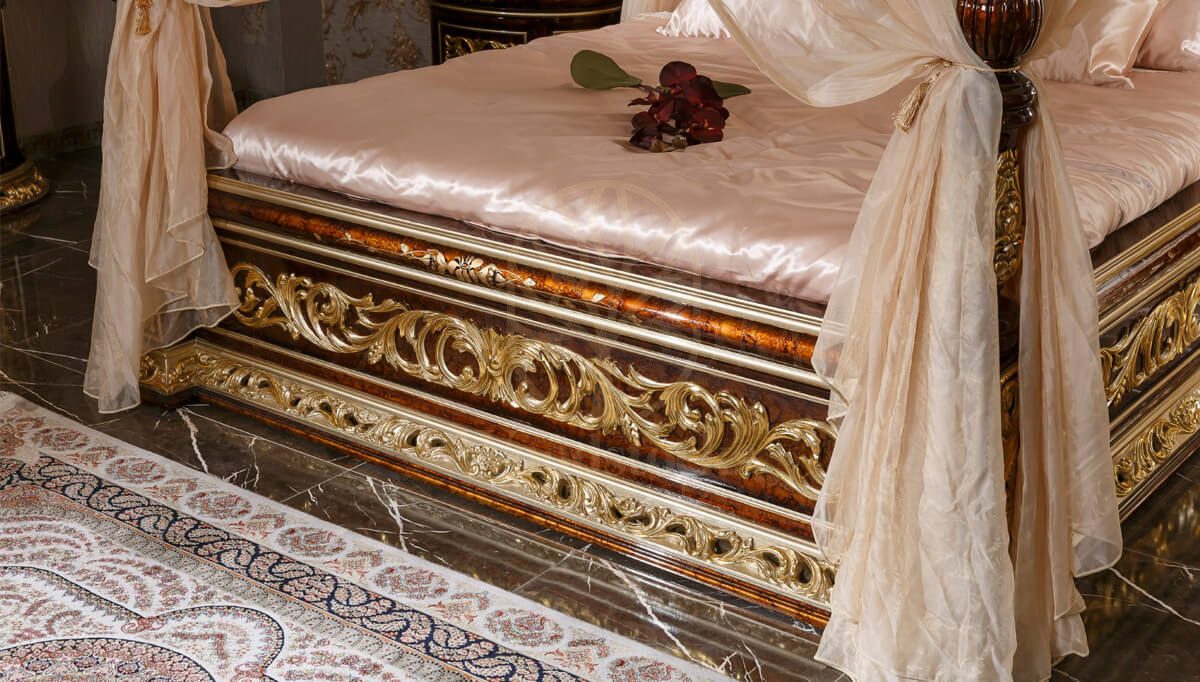 Royal Harzemsah Bronze Hand Carved Teak King Size Bed, Saharanpur, view 9