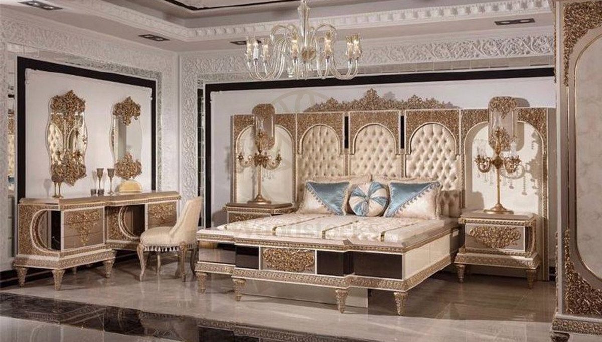 Royal Kraft Hand Carved Teak King Size Bed, Saharanpur, view 2