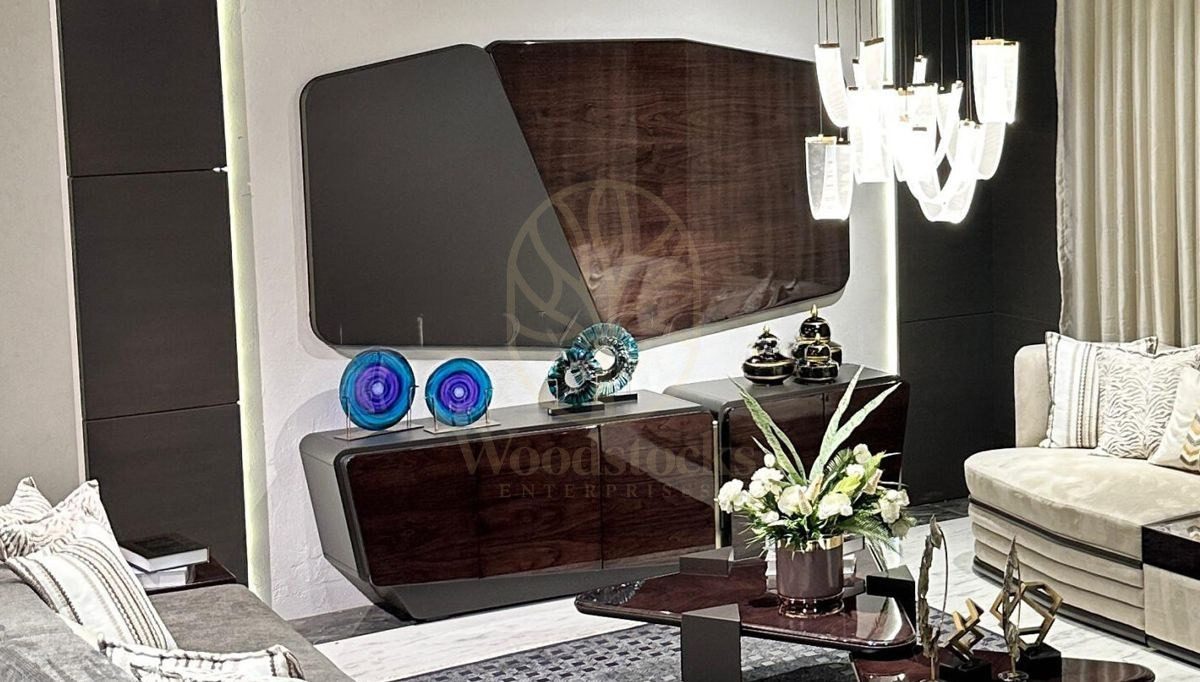 Luxury Pasente Handcrafted Teak TV Cabinet, Saharanpur, TV Cabinet