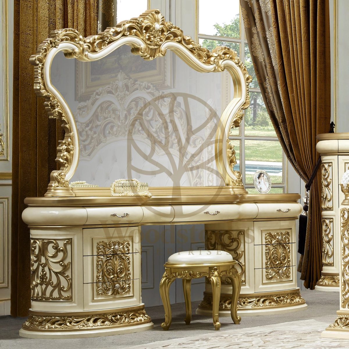 Teak Cabriole Gold Dressing Table, Dressing Table