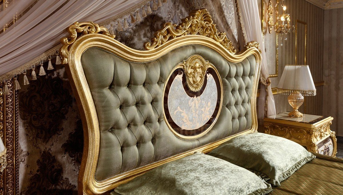 Royal Monesa Gold Leaf Hand Carved Teak King Size Bed, Saharanpur, view 7