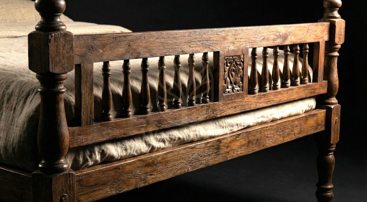 Hand Carved Teak Cantonment House Turned-Spindle Bedstead, Saharanpur, view 4