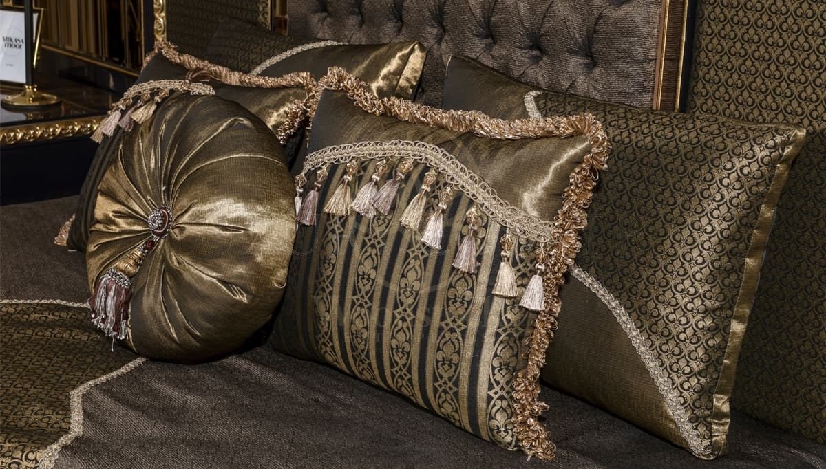 Royal Hercai Hand Carved Teak King Size Bed, Saharanpur, view 6