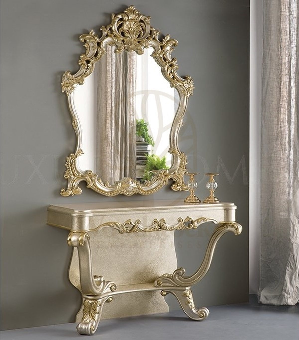 Royal Zumra Hand Carved Teak Dressing Table, Saharanpur, Dressing Table