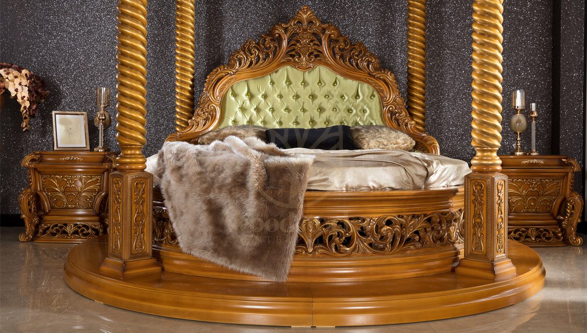 Royal Sultanzade Walnut Hand Carved Teak King Size Bed, Saharanpur, view 9