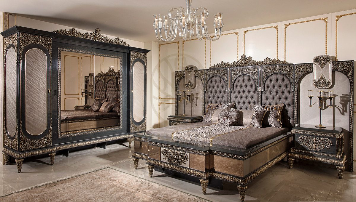 Royal Kraft Black Hand Carved Teak King Size Bed, Saharanpur, King Size Bed