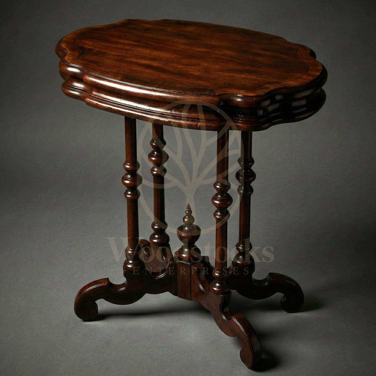 Royal Hand Carved Teak English Victorian Scallop-Top Pedestal Table, Saharanpur, view 5