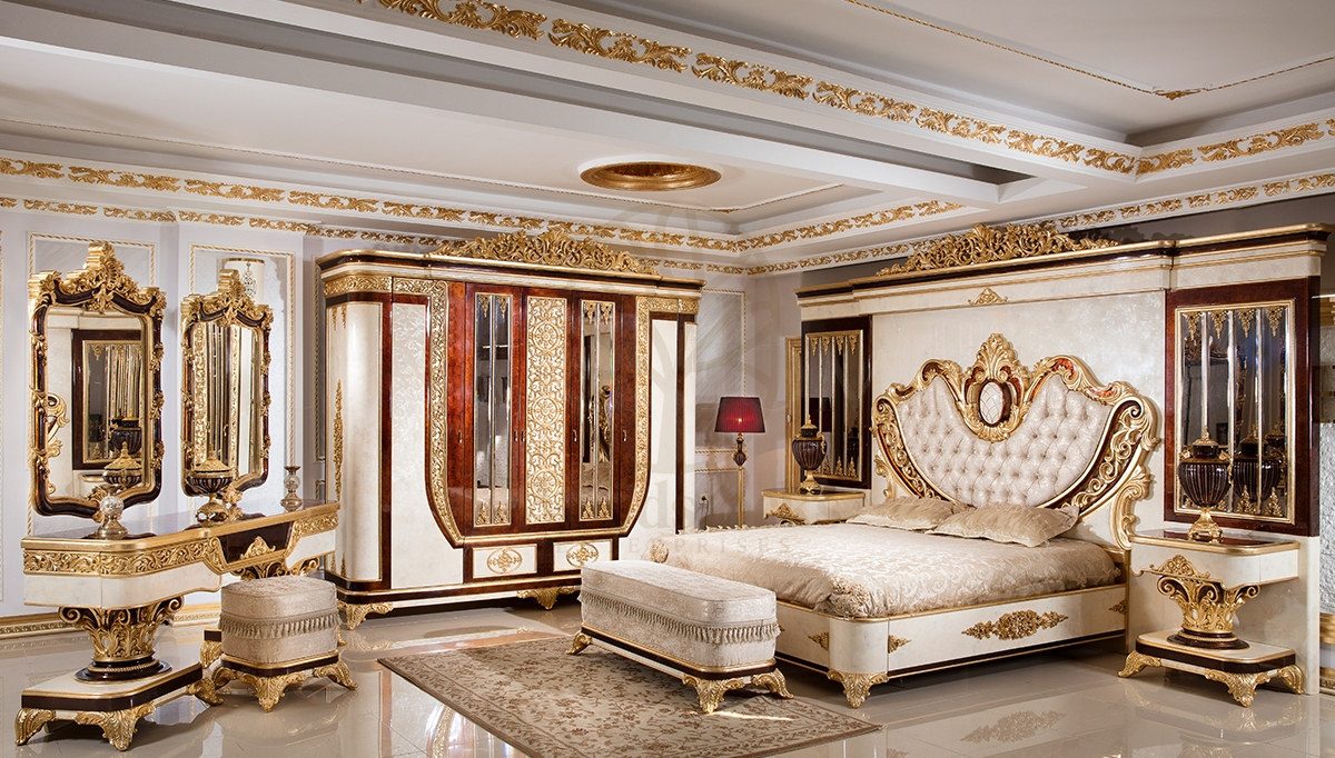 Royal Safir Gold Leaf Hand Carved Teak King Size Bed, Saharanpur, King Size Bed