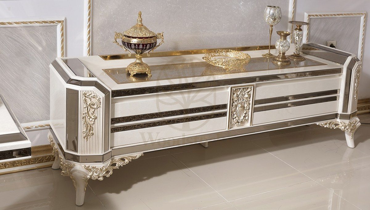 Royal Rabesa White Hand Carved Teak Dining Table Set, Saharanpur, view 3