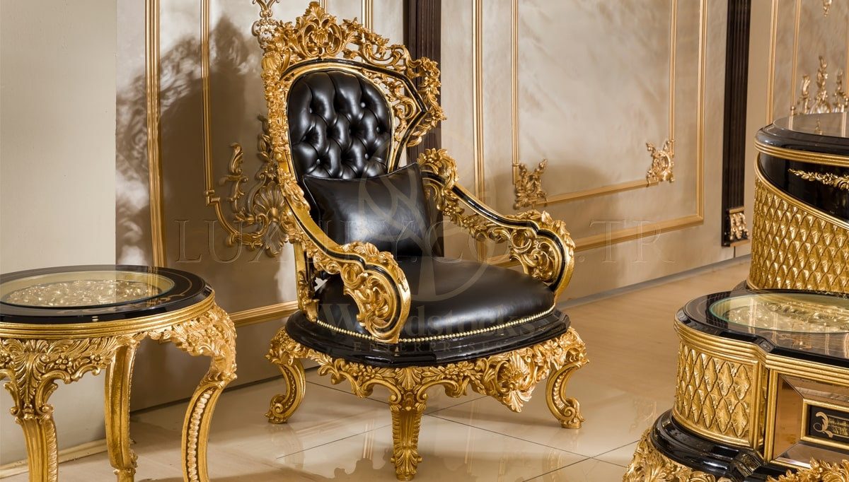 Royal Hazar Gold Leaf Hand Carved Teak Office Table, Saharanpur, view 6