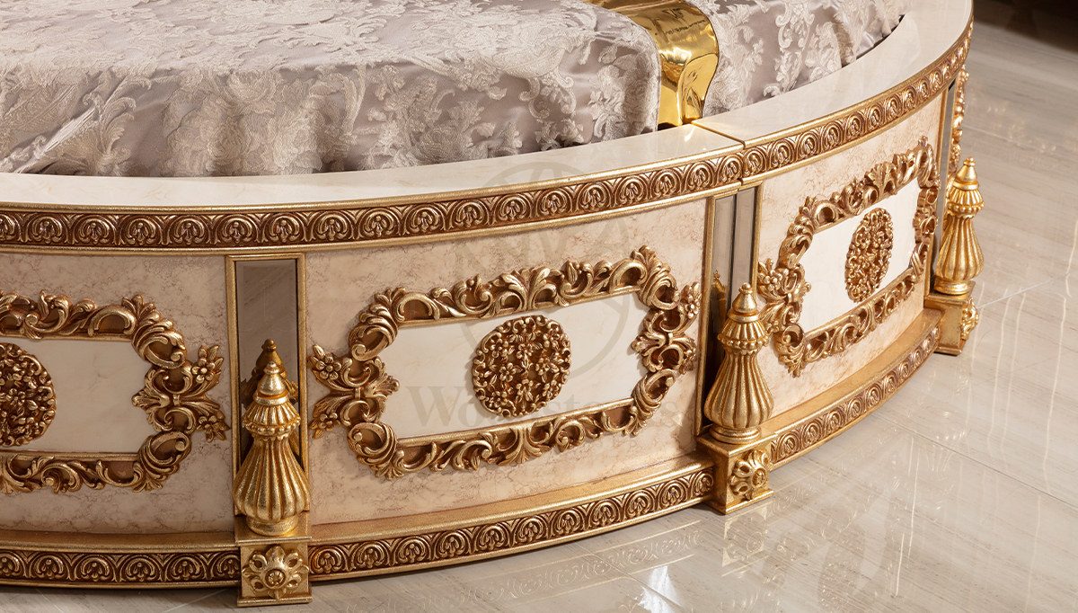 Royal Mazender Hand Carved Teak King Size Bed, Saharanpur, view 5