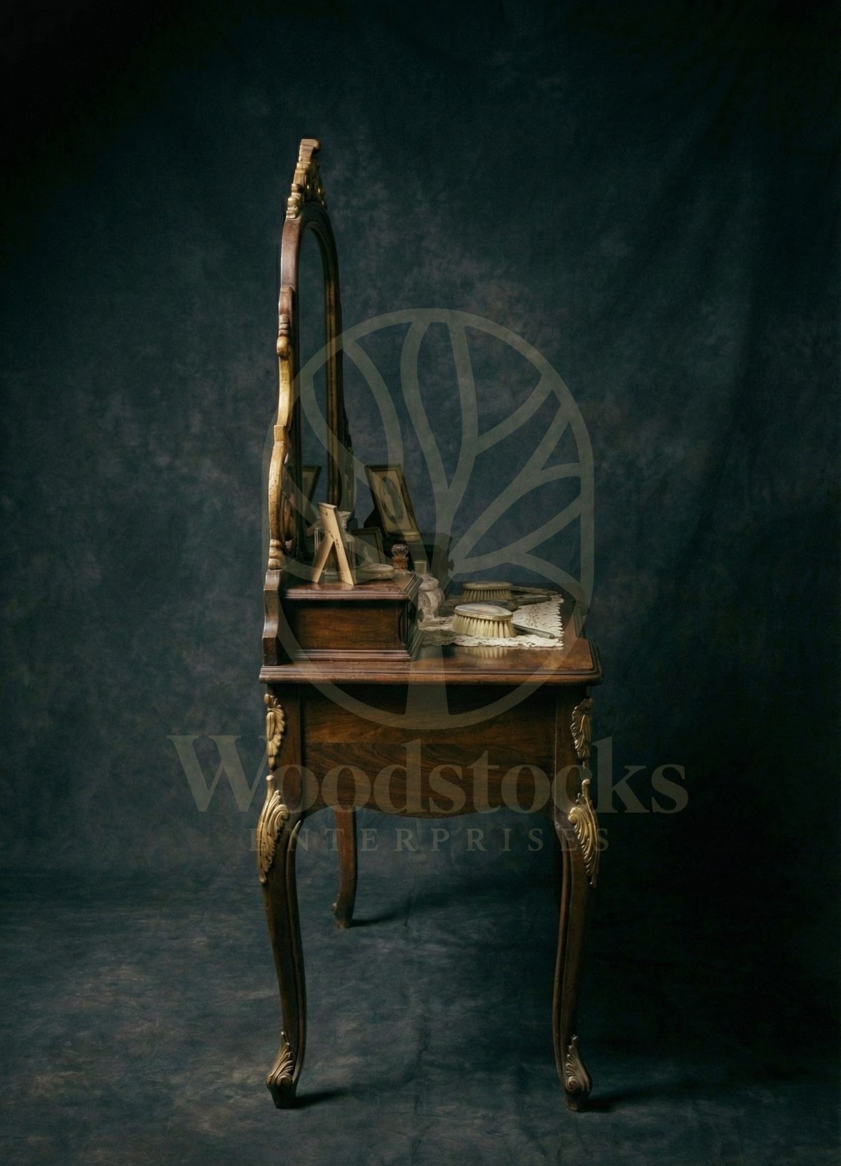 Royal Hand Carved Teak Fontainebleau Rocaille Vanity Bureau, Saharanpur, view 5
