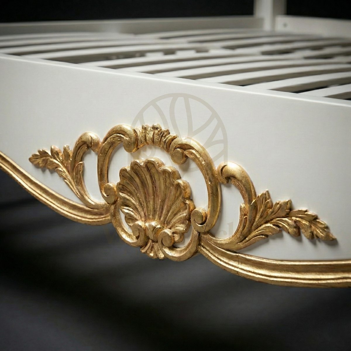 Royal Hand Carved Teak Château de Chantilly Four Poster Bed, Saharanpur, view 5