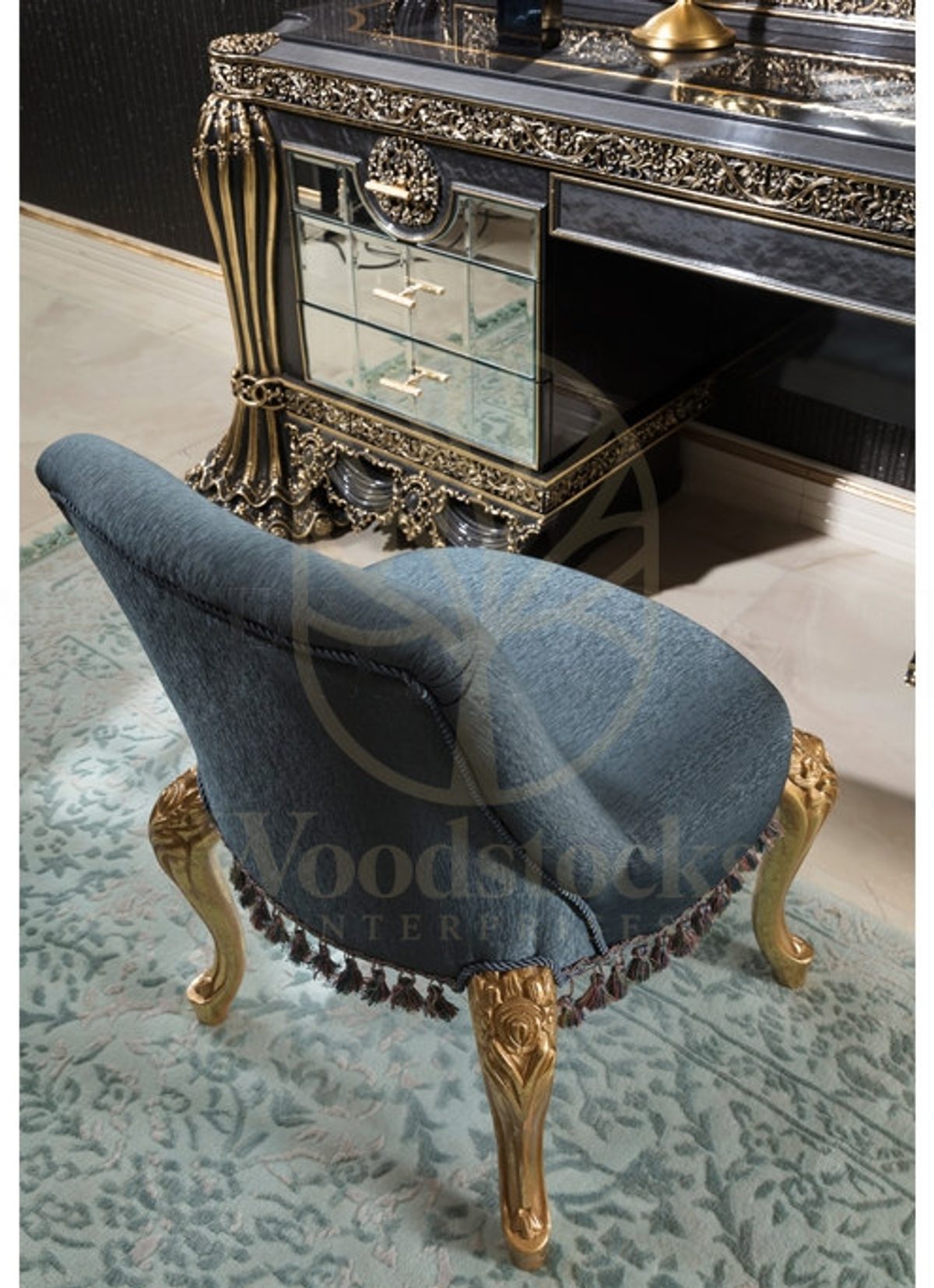 Royal Cape Grey Hand Carved Teak King Size Bed, Saharanpur, view 8