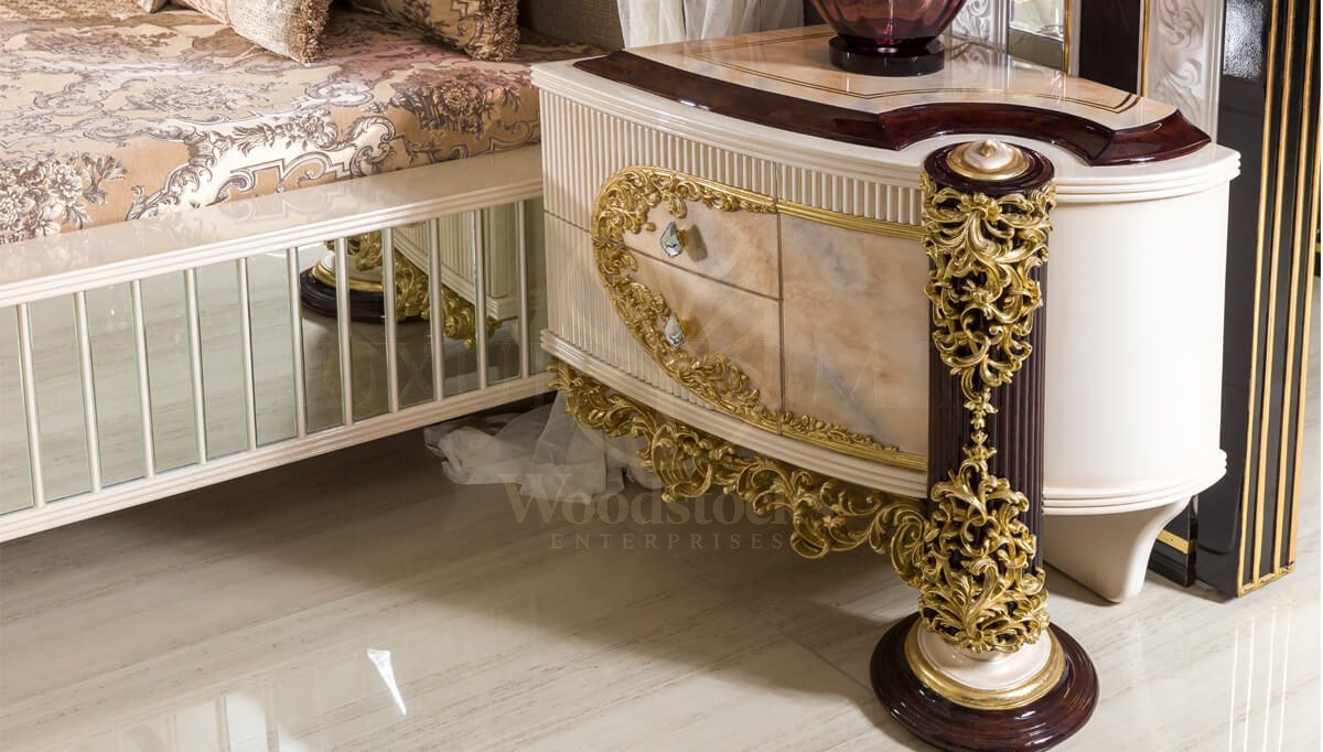 Royal Beril Hand Carved Teak Four Poster Bed, Saharanpur, view 4