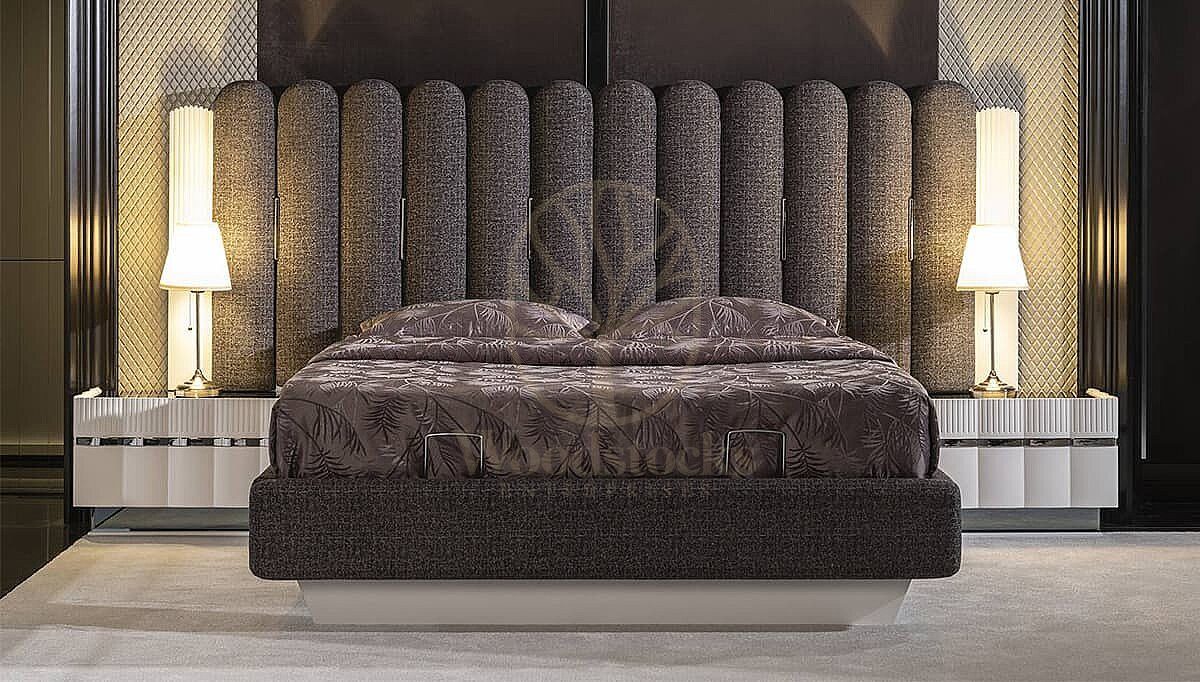 Luxury Rosella Handcrafted Teak King Size Bed, Saharanpur, view 2