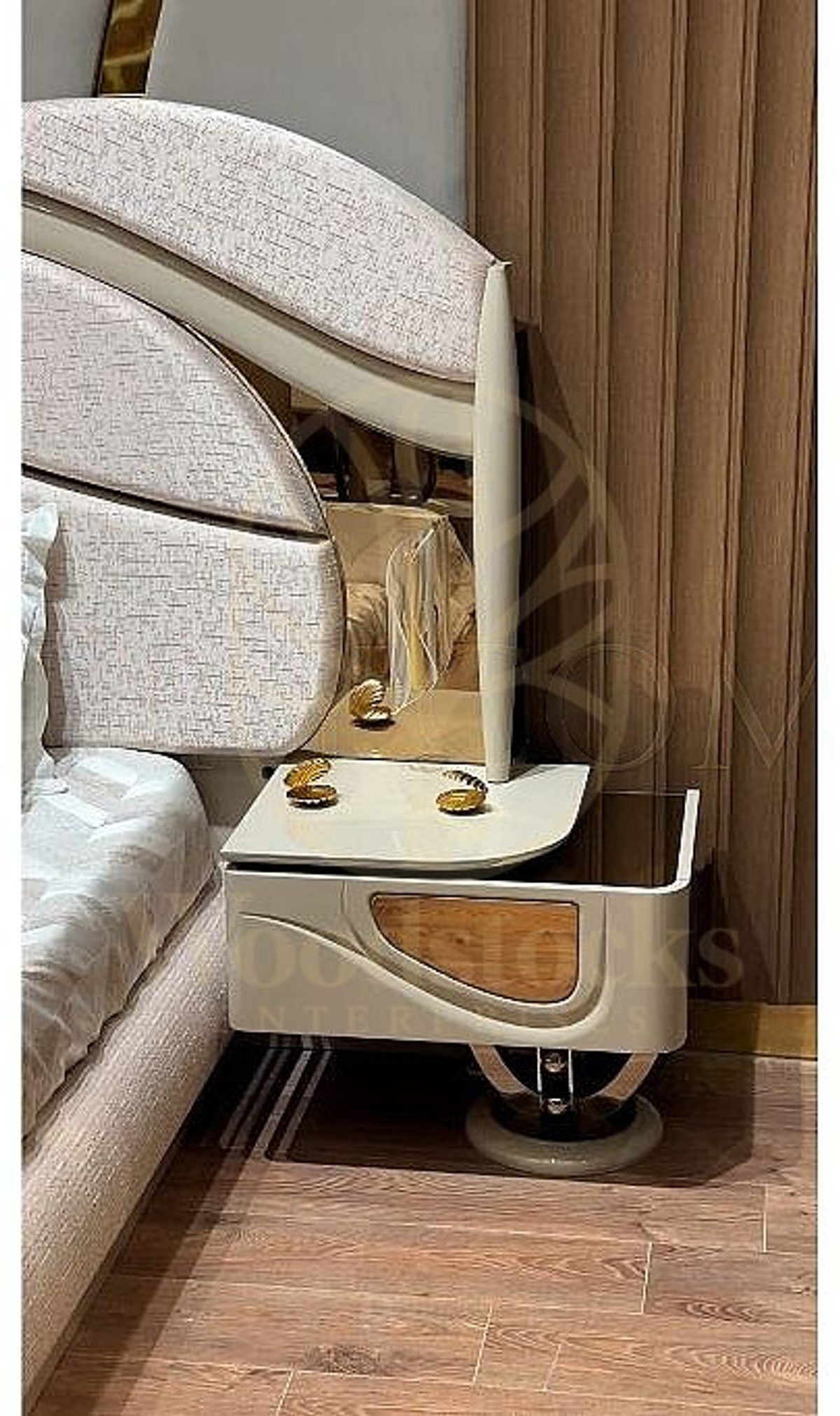 Luxury Galata Handcrafted Teak King Size Bed, Saharanpur, view 5