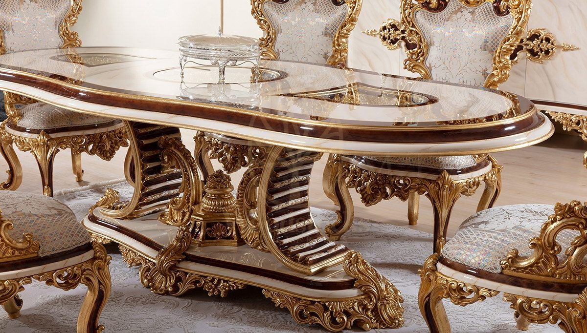 Royal Berguzar Hand Carved Teak Dining Table Set, Saharanpur, view 3
