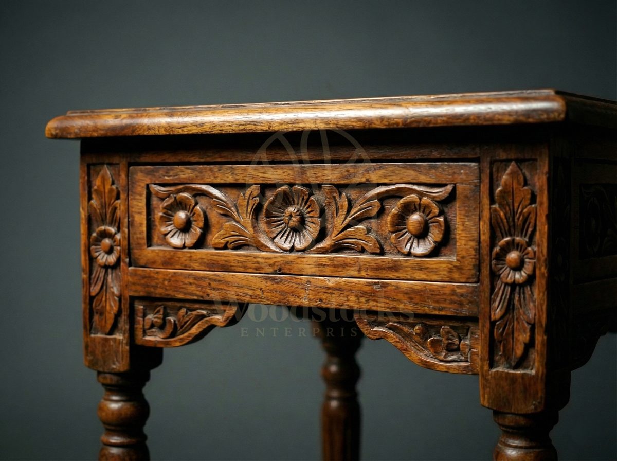 Luxury Teak Anglo-Indian Floral Frieze Side Table, Saharanpur, view 3