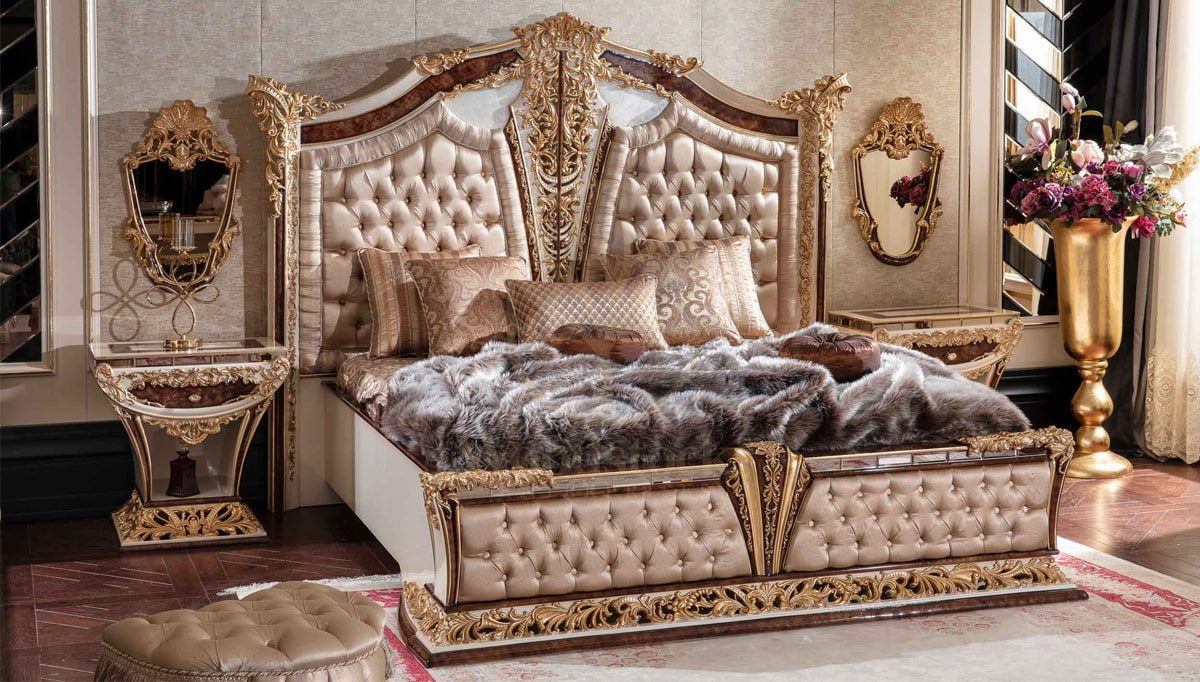 Royal Eritre Bronze Hand Carved Teak King Size Bed, Saharanpur, view 2